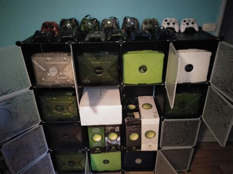 updated photo    xbox original consoles including controllers  duplicate consoles