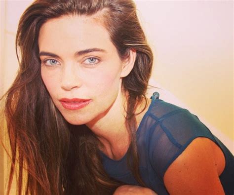 amelia heinle bio facts family life  actress