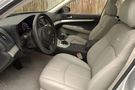 infiniti  sedan review trims specs price  interior features exterior design