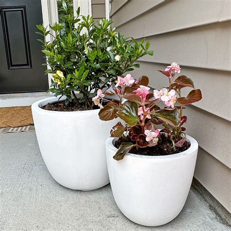 budget friendly outdoor planters  amazon angela marie