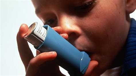 Fda Oks 1st Generic Version Of Popular Advair Asthma Inhaler