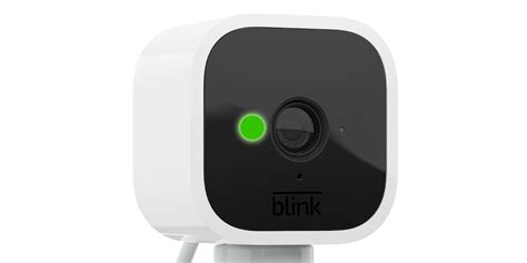 blink camera flashing green