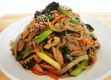 10 Asian Noodle Dishes You Ll Want To Eat Every Day Huffpost