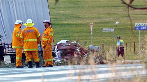 dead  forest hill crash  daily advertiser wagga wagga nsw