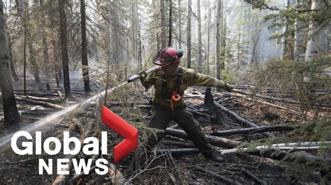 alberta wildfires fire spreading   town  high level youtube