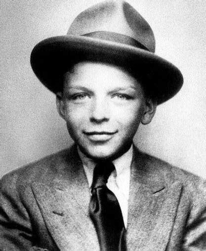 Sarah Vandella On Twitter Rt Crockpics A 7 Year Old Frank Sinatra