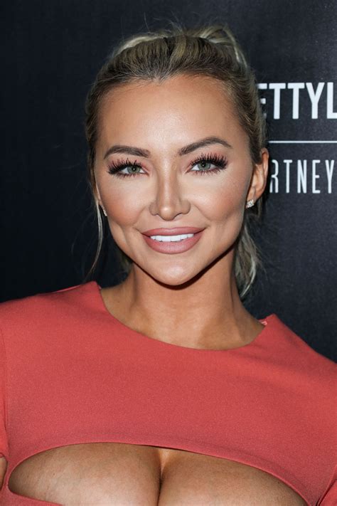 lindsey pelas prettylittlething by kourtney kardashian