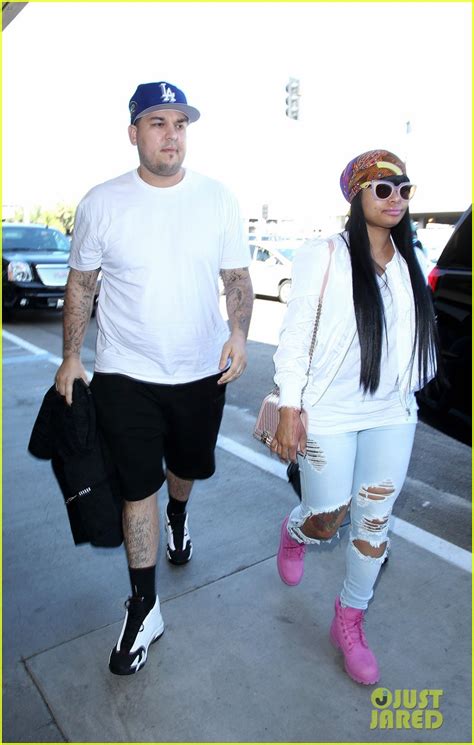 full sized photo of rob kardashian looks much slimmer in new airport