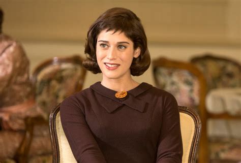 2014 Emmy Nominations Lizzy Caplan Of Masters Of Sex