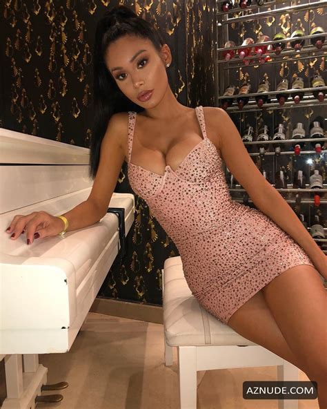 janet guzman sexy and topless october 2018 january 2019