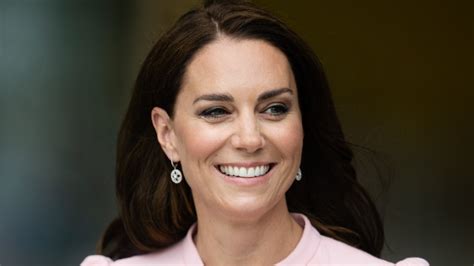 kate middleton now has blonde highlights and they re perfect for