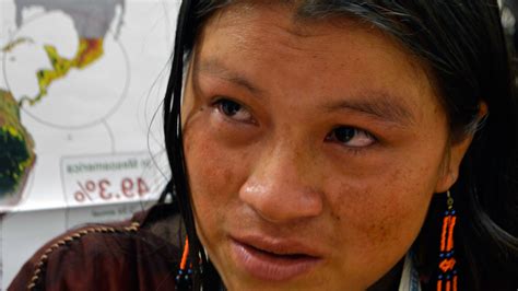 cop21 the guardian of the forest risks her life for her people