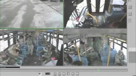 dumpert buschauffeur slaat capuchonklootzakje de tyfus