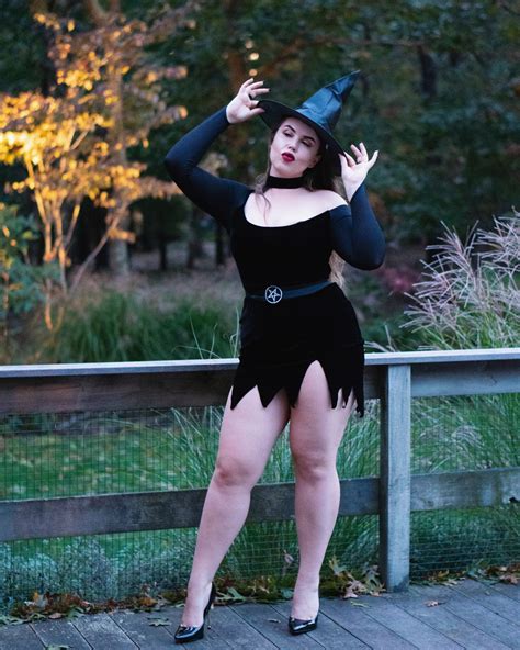 wanna do it yourself 6 super sexy diy halloween costumes you can put