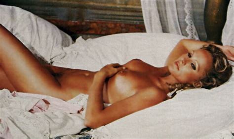 Ursula Andress 27 Bilder