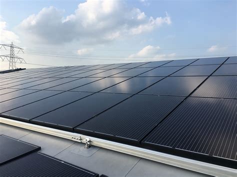 zonnepanelen op schuin epdm dak ballastvrij montagesysteem jual