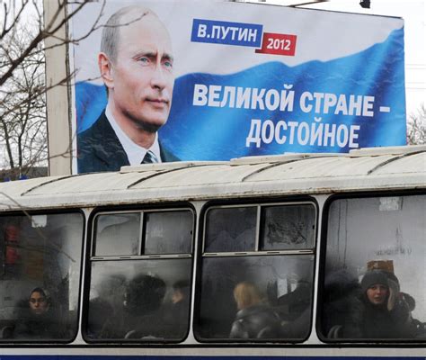 In Russia Vote Fear Of Hardship Fuels Putin Support The New York Times