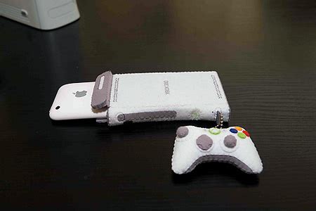 amazing xbox  playstation iphone cases include controllers techeblog