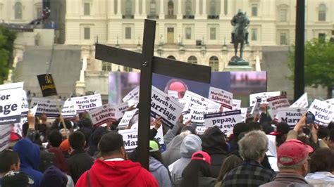 thousands march in us capital against gay marriage