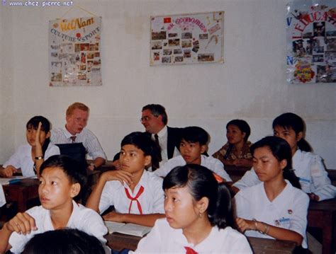 pierre au vietnam photos dans les classes de can tho 1