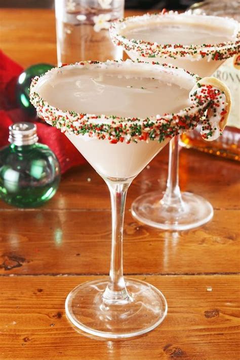 30 best christmas cocktails easy recipes for christmas