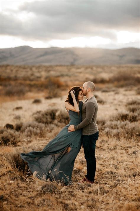 you ll never guess where these desert engagement photos really took place engagement photos