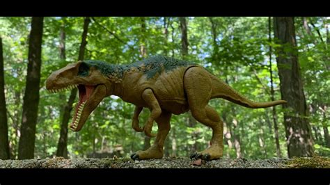Jurassic World Fallen Kingdom Roarivores Metriacanthosaurus Review