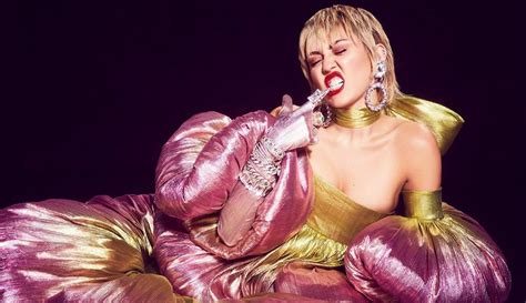 Miley Cyrus Anuncia Cd “plastic Hearts” Para O Dia 27 De Novembro