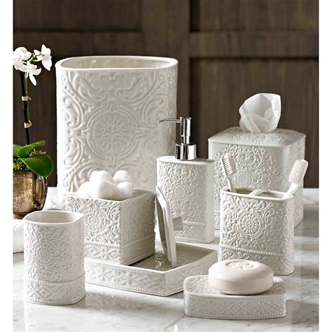 white bath accessories sets