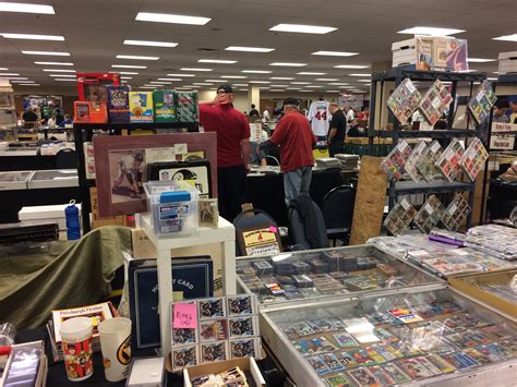 pittsburgh card show features autographs  nice selection  vintage  modern issues