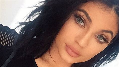 Kylie Jenner Finally Admits To Temporary Lip Fillers In ‘keeping Up