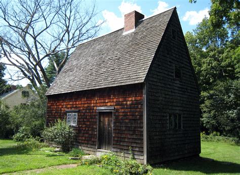 peak house medfield massachusetts  northern postmedieval english colonial restoration