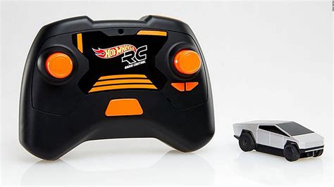 hot wheels  launch  radio controlled cybertruck complete