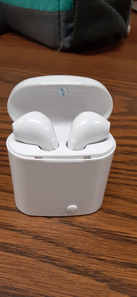 left  fake airpods   library       days  pm