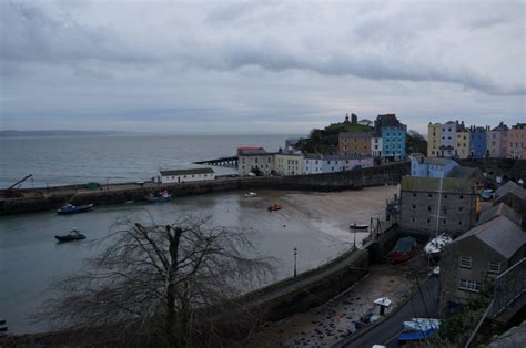 tenby harbour tenby pembrokeshire  ian  cc  sa geograph