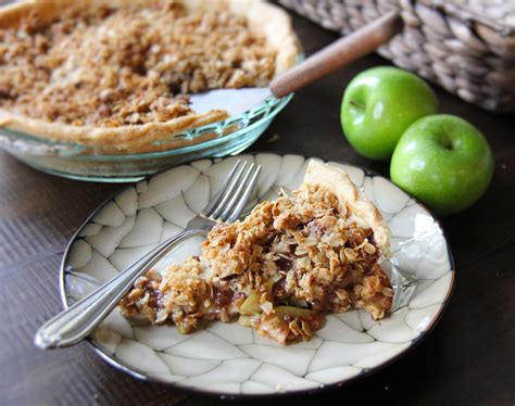 Apple Crisp Pie Sumptuous Living