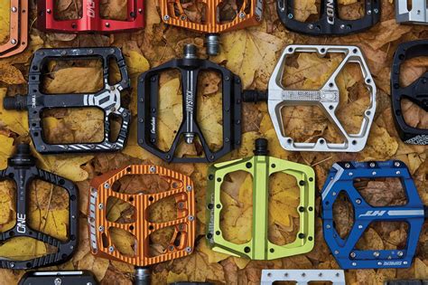 mountain bike pedals     favourite flat  clipless mtb pedals trendradars
