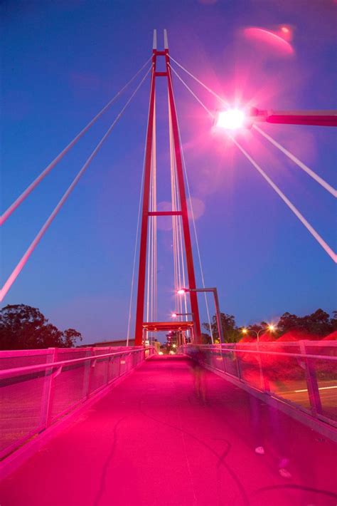 griffith bridge lights   pink  fight  breast cancer