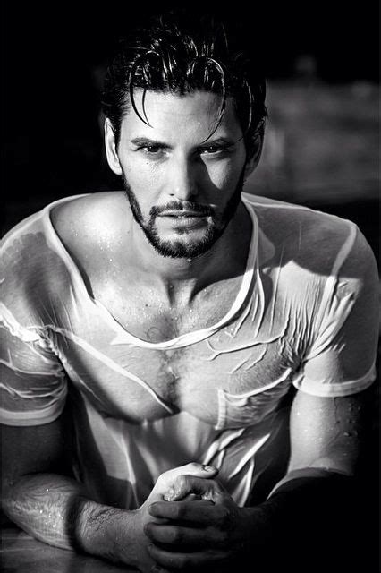 jeremias buena forma del músculo ben barnes y chicos guapos