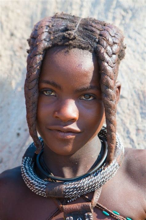 himba girl african beauty pinterest portraits afrique and beauté