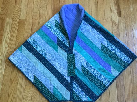 quilted hug shawl quilted lap quilts quilt patterns