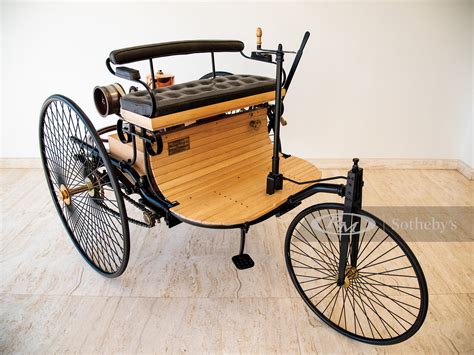 started   benz patent motorwagen shifting  gear