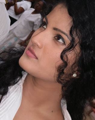 paboda sandeepani hot sexy sri lankan hot actress  biography    whispers