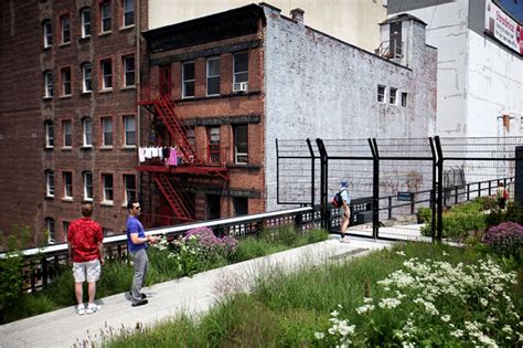 For High Line Visitors Park Is A Railway Out Of Manhattan The New