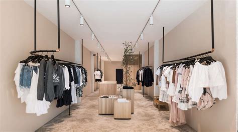 fashion showroom ladies dress shop interior design boutique store design