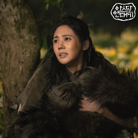 chu ja hyun goes from aristocrat to protective mother on the run in “arthdal chronicles” soompi