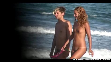 Topless Teens Beach Spycam Voyeur Hd Video