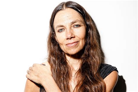 Justine Bateman Doesn’t Want You To Call Her New Book Brave Vanity Fair