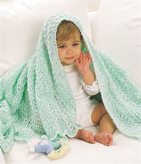 minty fresh lace baby blanket allfreeknittingcom