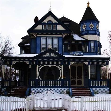 pin  brianna evans  home design victorian homes gothic house gothic home decor
